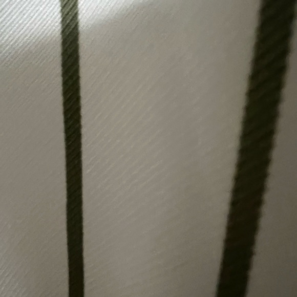 Midriff  Blouse - Picture 4 of 6